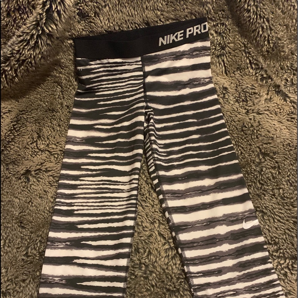 Nike pro athletic pants SZ S